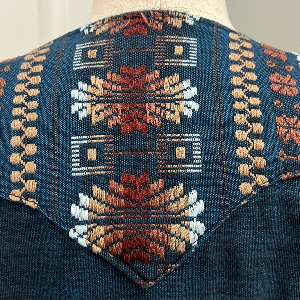 Vintage Embroidered Made in Mexico  Dark Blue Heavy Linen Top - Picture 11 of 16